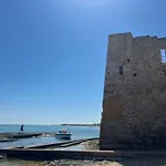 Giardino Di Chiara Al Mare * トッレ・リナルダ