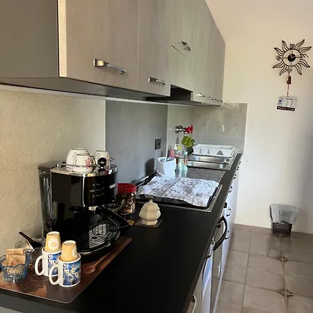 Giardino Di Chiara Al Mare تيري رينالدا