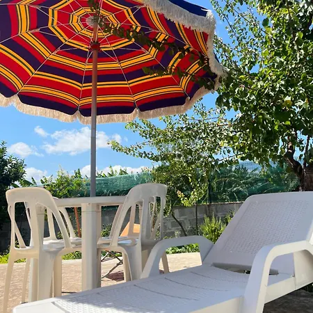 Giardino Di Chiara Al Mare بيت للعطل *